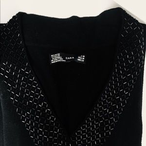 New no tags ZARA v sweater